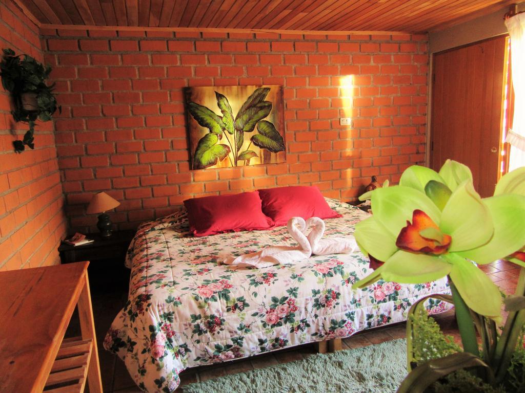 Posada Edelweiss Oxapampa Bagian luar foto